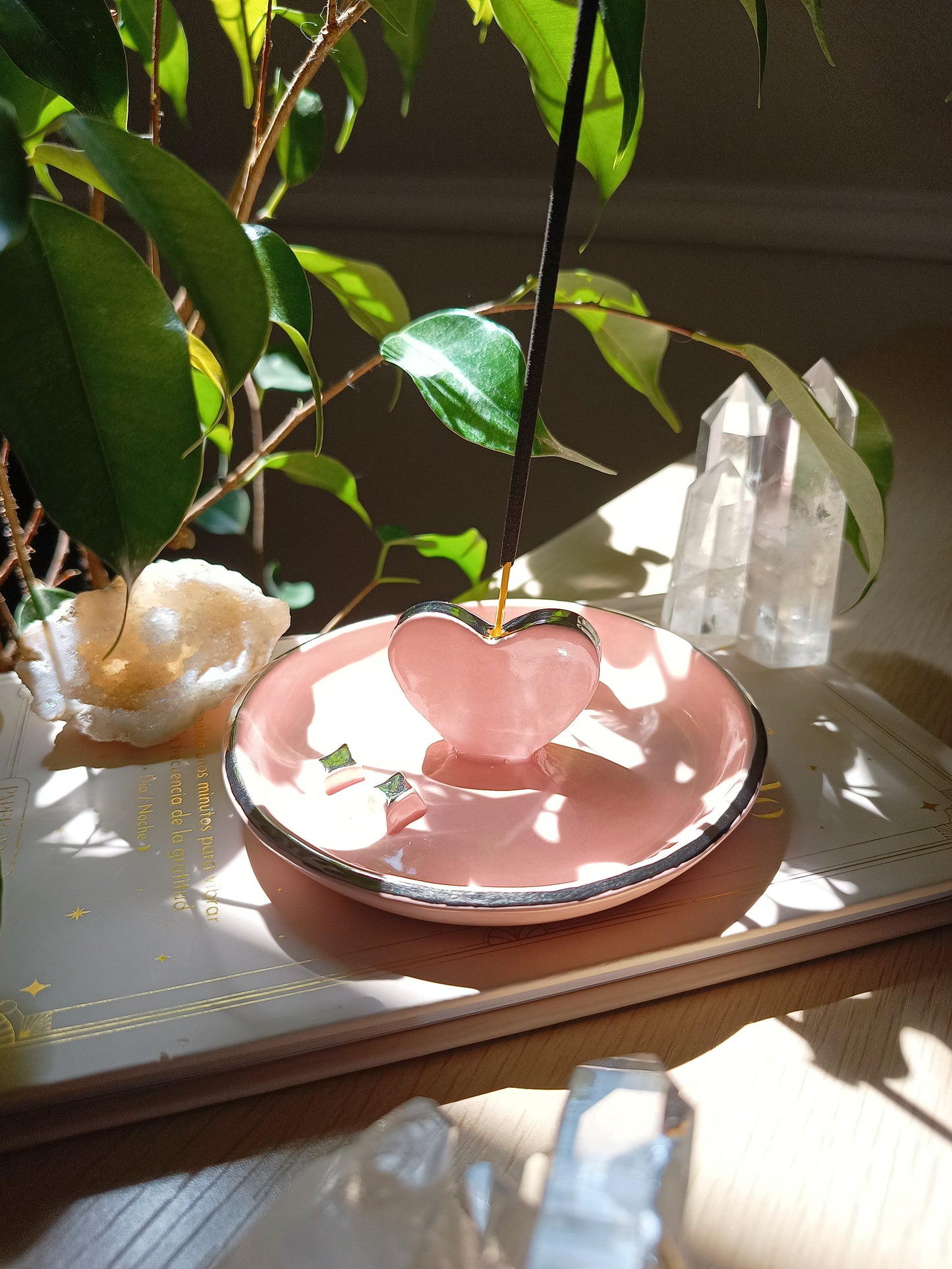 Porta Incienso Corazón con Brillos