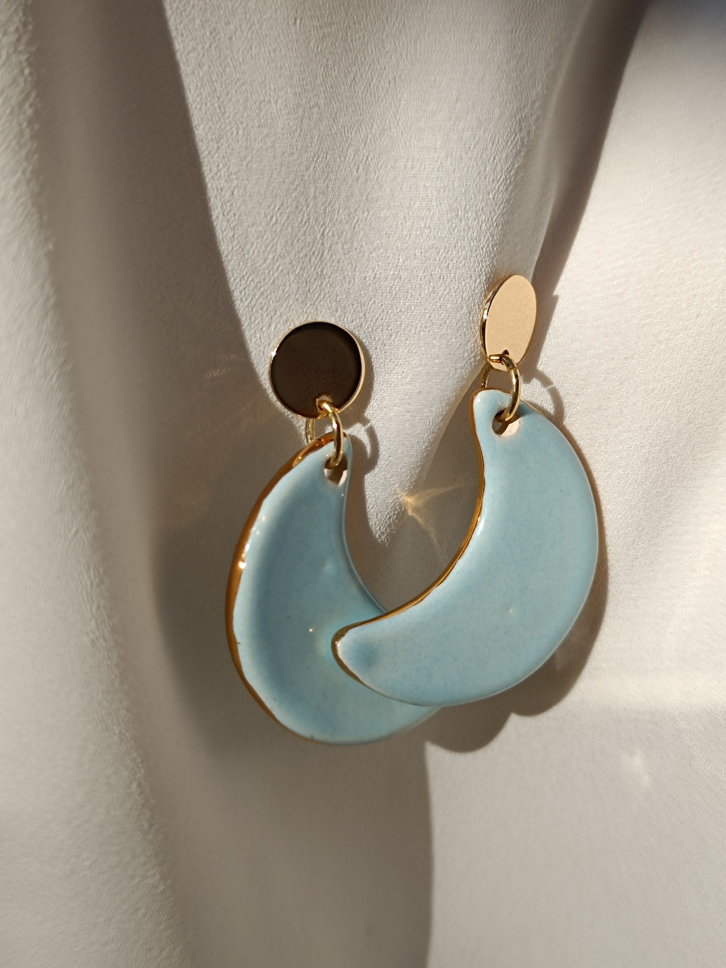 Aritos Luna - Base Circular