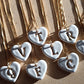 Dije corazón inicial con cadena