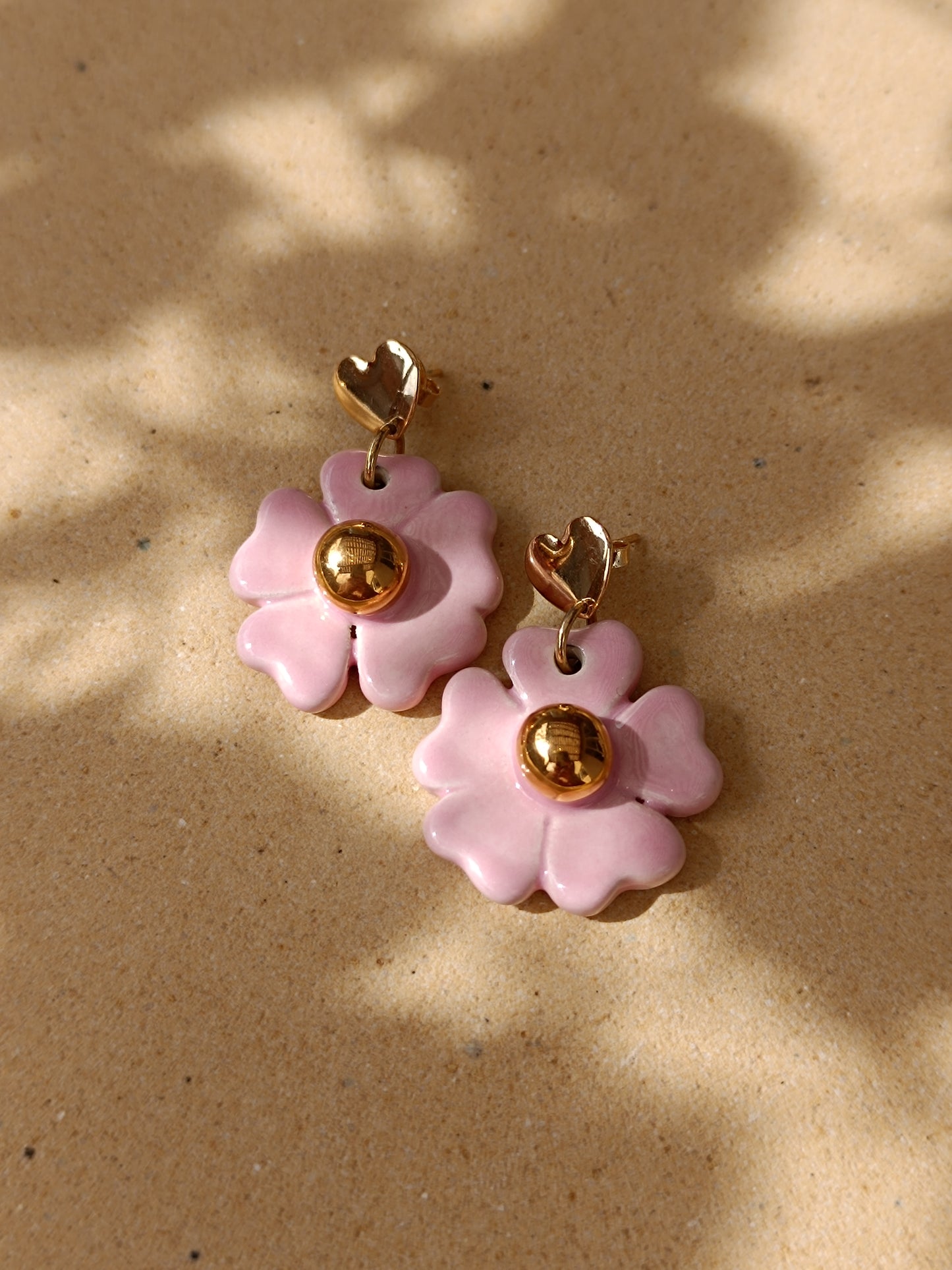 Aritos Flor - Base Corazón