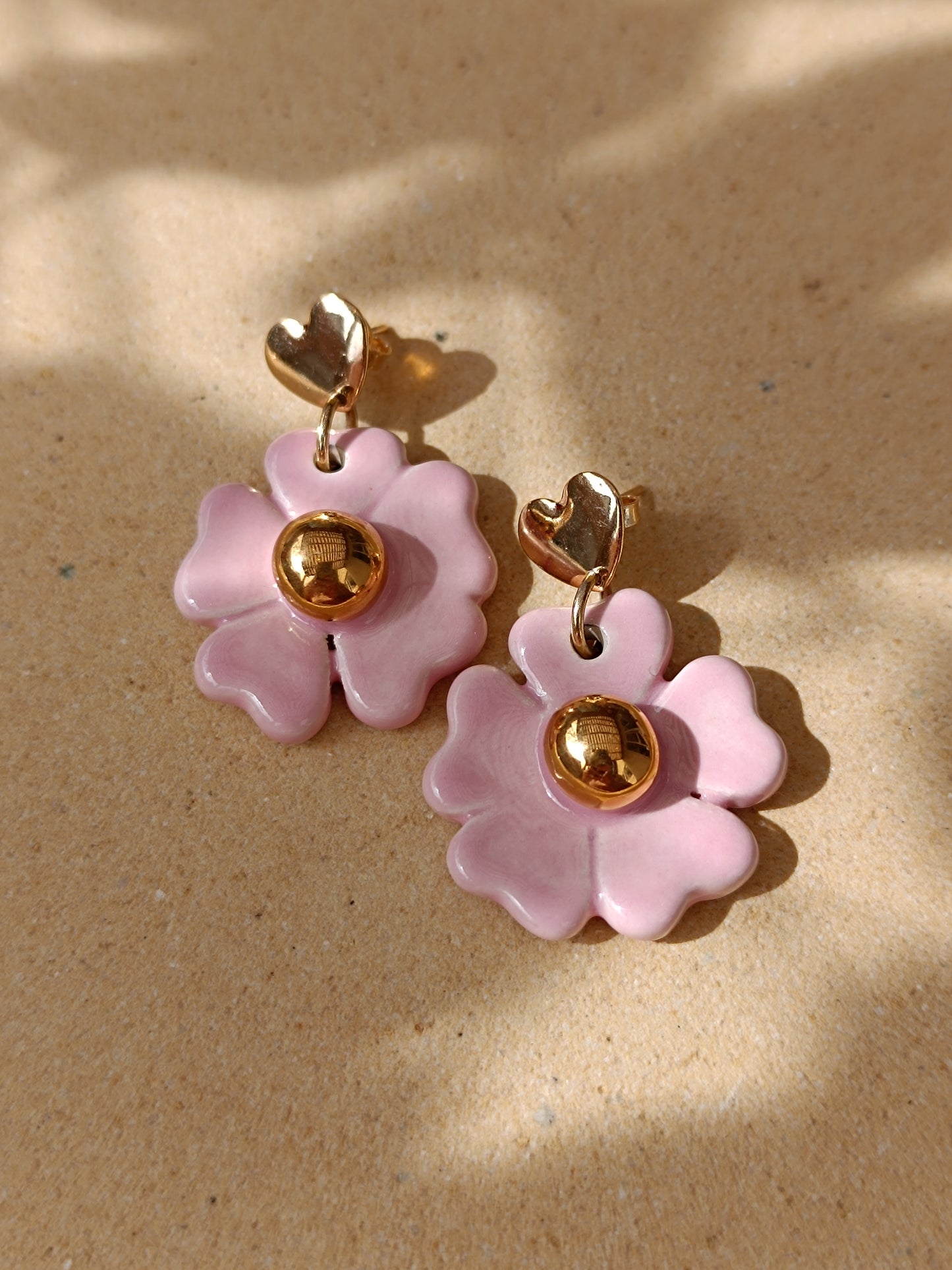 Aritos Flor - Base Corazón